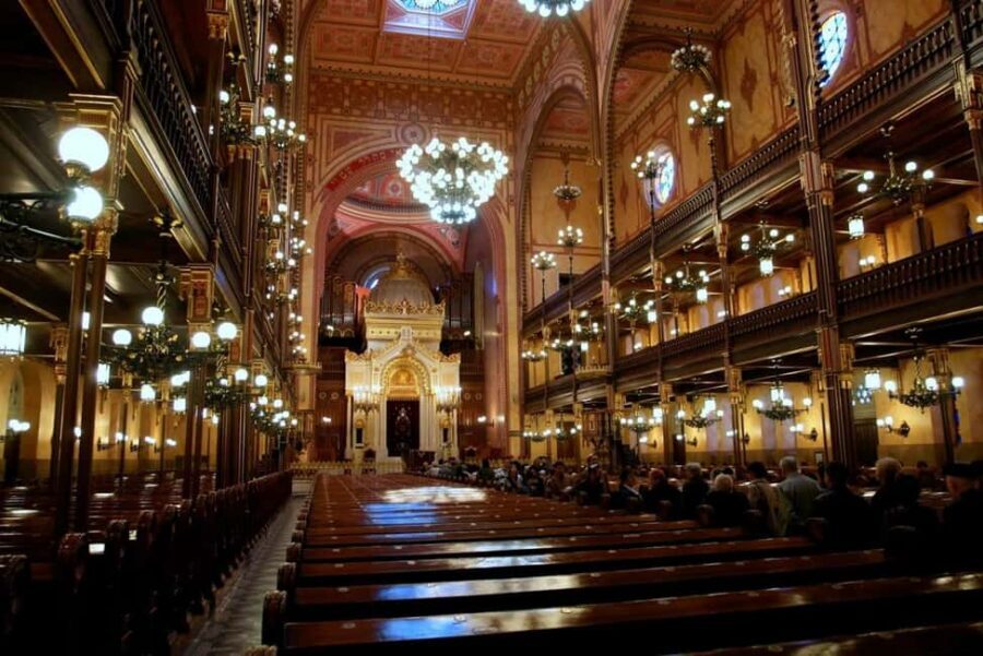 PRIVATE Budapest Jewish Heritage Walking Tour - Food Tasting - Dohány Street Synagogue Exterior: Moorish-Romanesque in Plain View