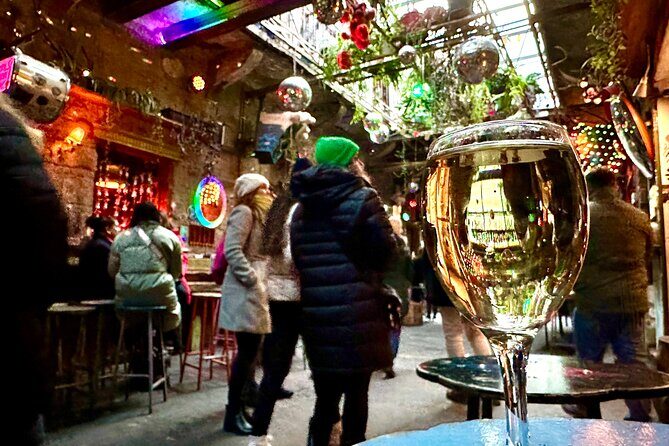 Private Budapest Ruin Bar Tour with Local Drinks & Street Food - Ruin Bar Night in Budapest: Why District 7 Matters