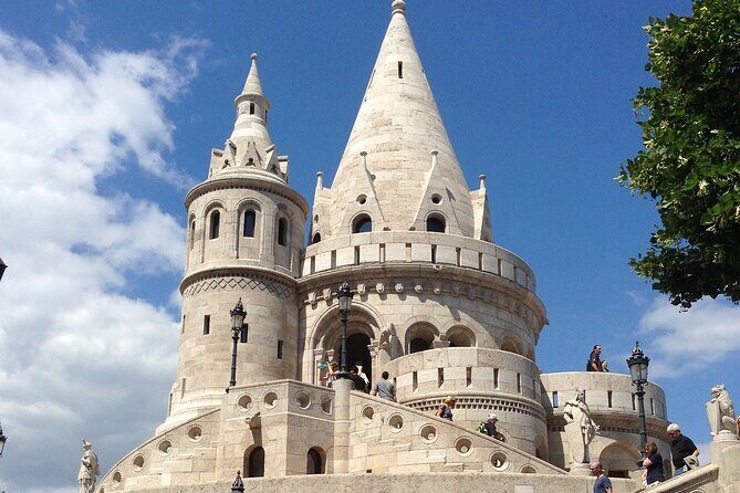 Private Budapest Sightseeing Tour: Royal Castle, Heroes Square, Chain Bridge - Gellért Hill, Citadel, and Liberty Bridge: viewpoints with a purpose