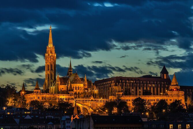 Private Budapest Sightseeing Tour: Royal Castle, Heroes Square, Chain Bridge - Andrássy Avenue, the State Opera House, and Heroes’ Square