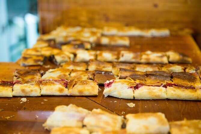 Private Budapest Street Food Tour with Snacks Dessert and Beer - Walking route you can feel: castle district and Jewish district stop-offs