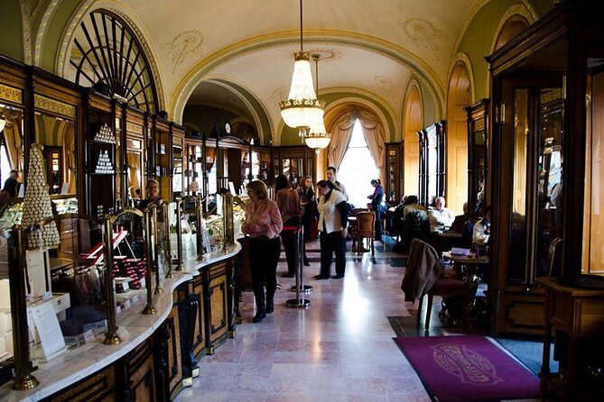 Private Café Wandering: Excursion through Budapest’s Belle Epoque - A private “café house” walk with an art-historian lens