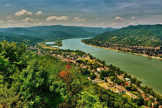 Private Danube Bend Experience with a comfortable air conditioned car - The Danube Bend, minus the “big bus” feel