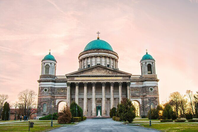 Private day trip: Budapest to Szentendre, Visegrad and Esztergom - A Private Danube-Day Trip: How the 7–8 Hours Work