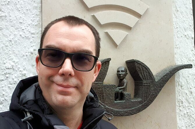 Private Family Friendly Walking Tour with Children in Budapest - Meeting at Deák Ferenc tér: easy start, clear end