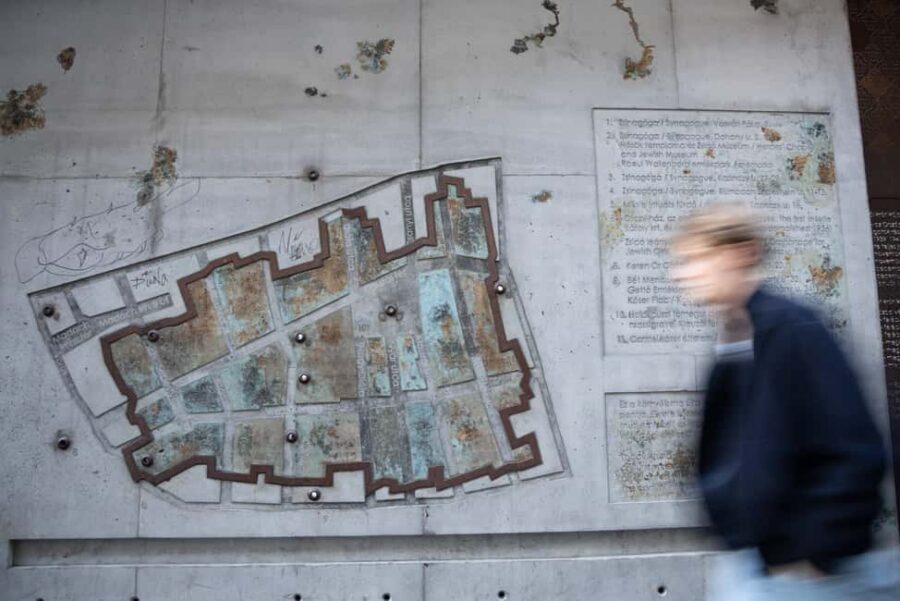 Private Jewish Quarter Walking Tour with Synagogue entry - Key things I’d book this for