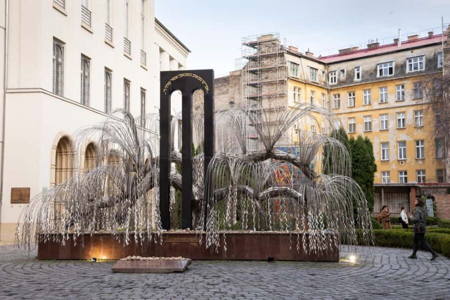 Private Jewish Quarter Walking Tour with Synagogue entry - Emanuel Tree Budapest and cemetery grounds: remembrance you can walk through