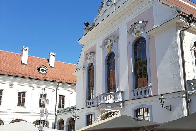 Private Sissi Castle Tour - Coffee break and timing: small choice, real impact on your day