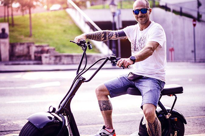 Private Stag Do Tour: Fun E-Scooter Ride with Games in Budapest - Quick Planning Tips So Your Group Enjoys It