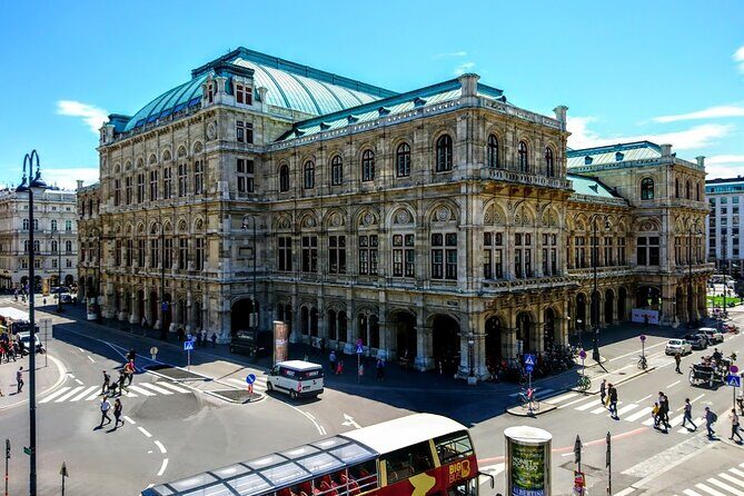 Private Transfer from Vienna to Budapest or Budapest to Vienna - Arrival in Your Chosen City: Drop-Off Done Right