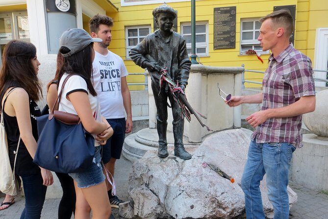 Rise Against the Soviet: The 1956 Revolution - Private Tour - Bem Square and the Student Protest Story: Plus Bambi Eszpresszó