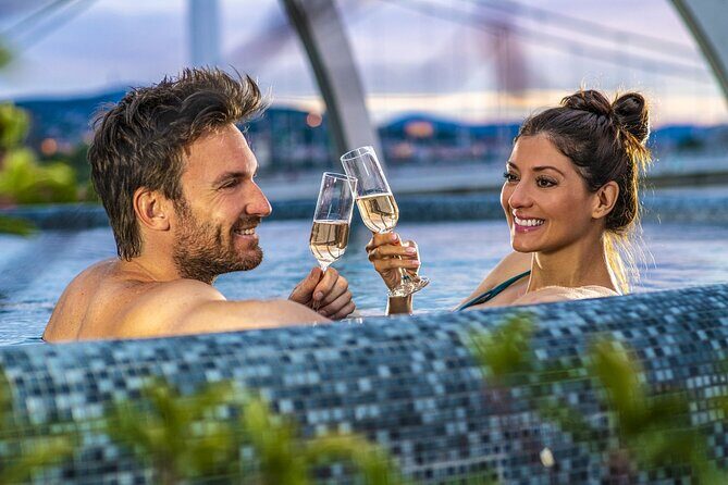 Rudas Bistro Premium Brunch - Entering the spa: what’s included in your ticket