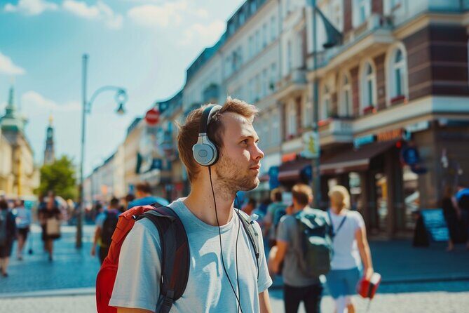 Self Guided Tour In Budapest With 100 Captivating Audio Stories - The route in real terms: from Buda Castle viewpoints to Parliament icons