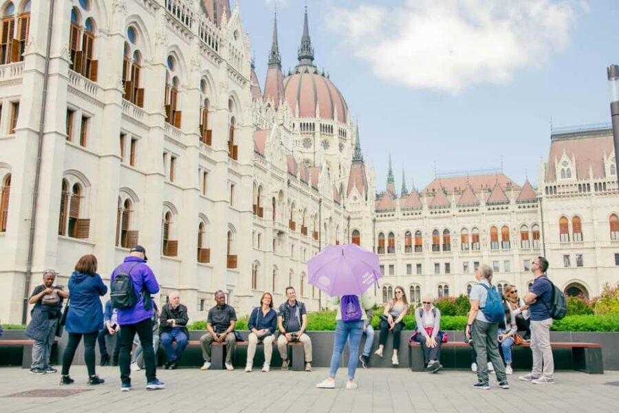 St Stephen’s Basilica Guided Tour & Shoes Memorial - Should you book the St. Stephen’s Basilica and Shoes Memorial tour?