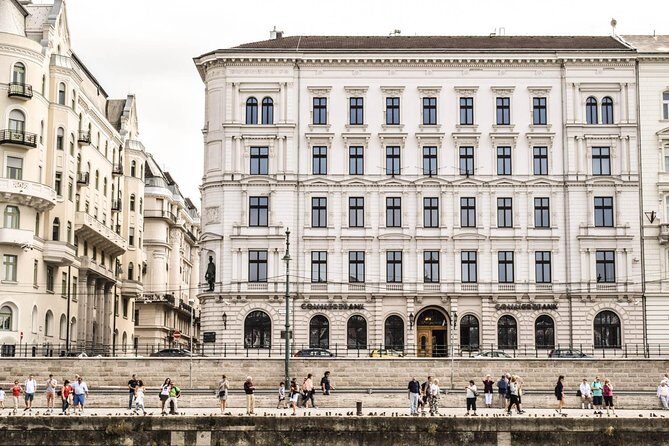 The beginner's guide to Budapest - Budapest Sightseeing Tour - Vajdahunyad Castle and City Park: quick views with a choice to go deeper