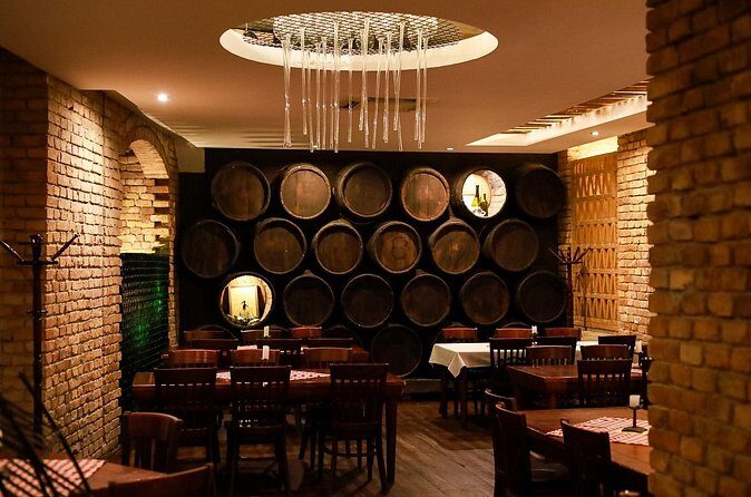 Traditional Hungarian Dinner with Live Gypsy Music - Who Should Book This Hungarian Dinner (and who might skip it)