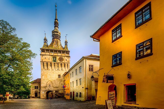 Transylvania Tour from Budapest to Bucharest: 4 days - Day 4: Bran Castle’s Dracula story and Peles Castle’s royal contrast