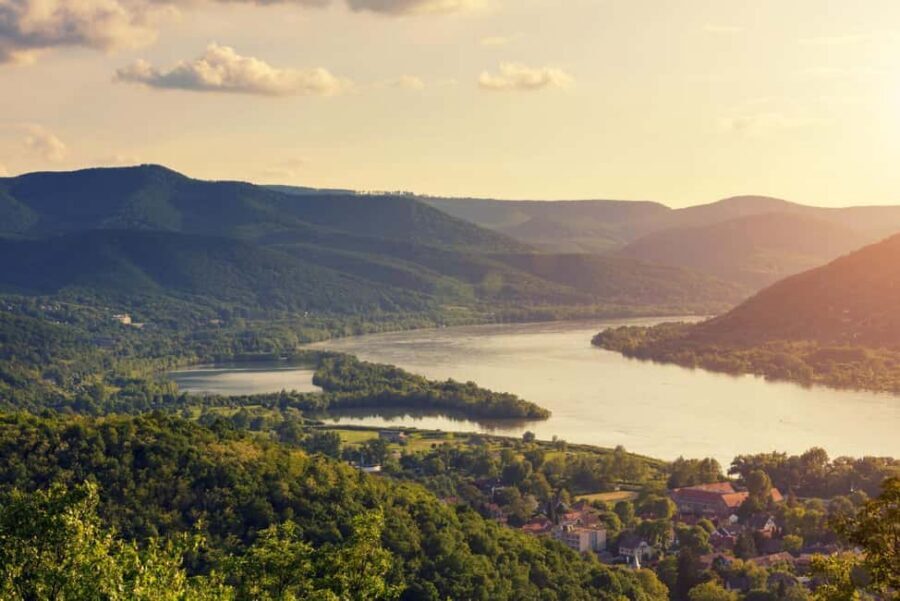 Visegrád Hike & Castle Tour with Ferry from Budapest - Visegrád Fortress: Where the Danube Bend Finally Feels Real