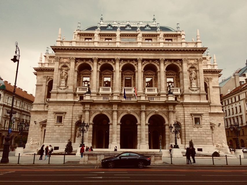 Welcome to BUDA and PEST Private Walking tour - Key points to know before you go