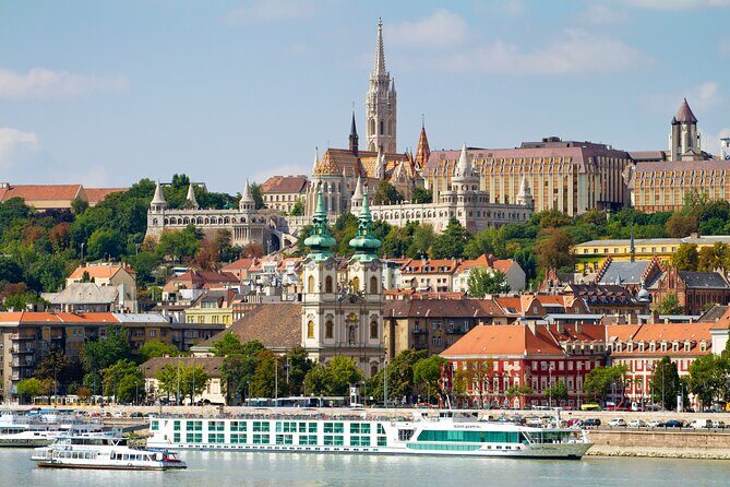 Welcome to Budapest 3 hrs Must See Private Tour by car - The Hungarian State Opera: A Beautiful Building With a Story