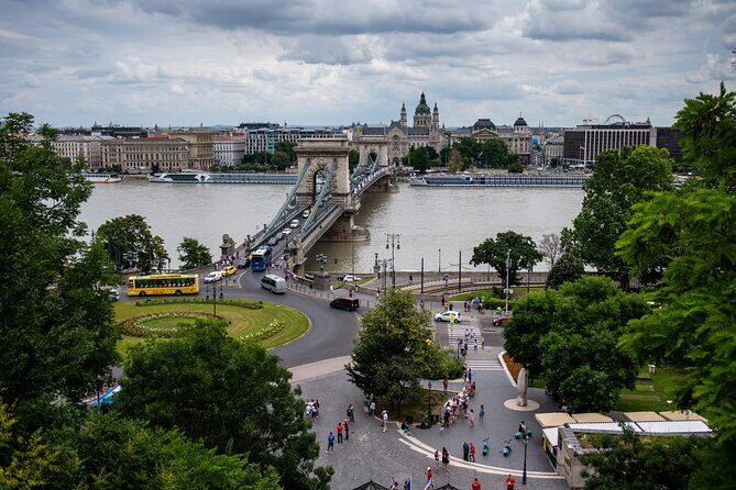 Welcome to Budapest 3 hrs Must See Private Tour by car - Fisherman’s Bastion and Matthias Church: Castle Hill in a Nutshell